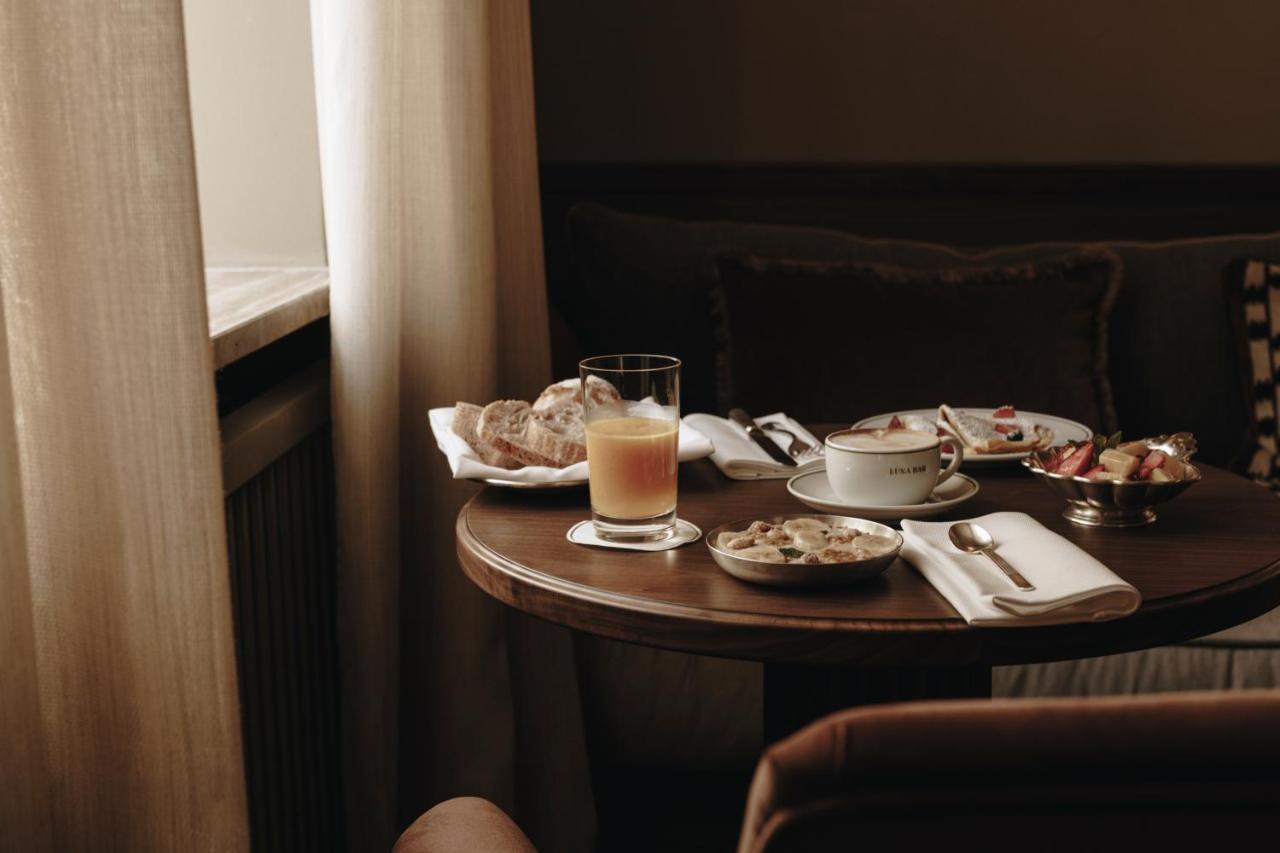 Parkhotel Mondschein, A Member Of Design Hotels بولزانو المظهر الخارجي الصورة