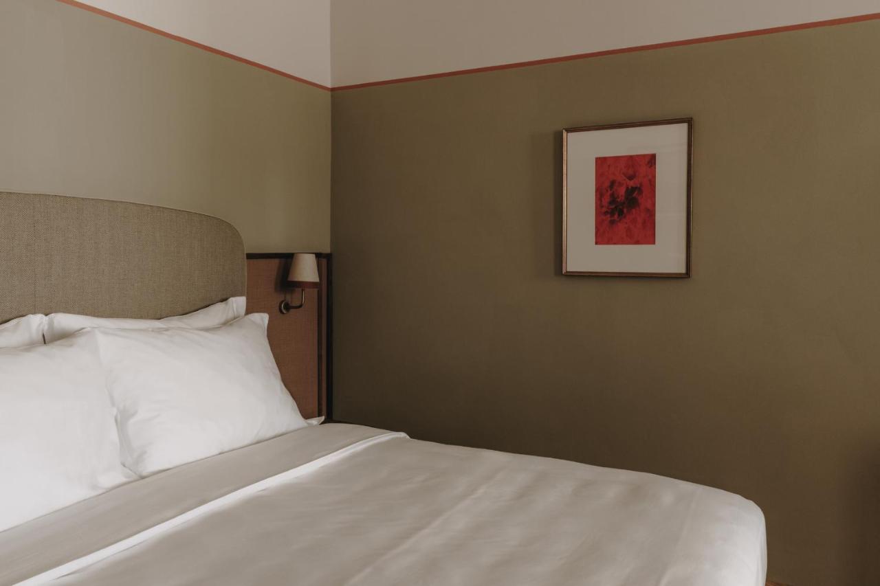 Parkhotel Mondschein, A Member Of Design Hotels بولزانو المظهر الخارجي الصورة