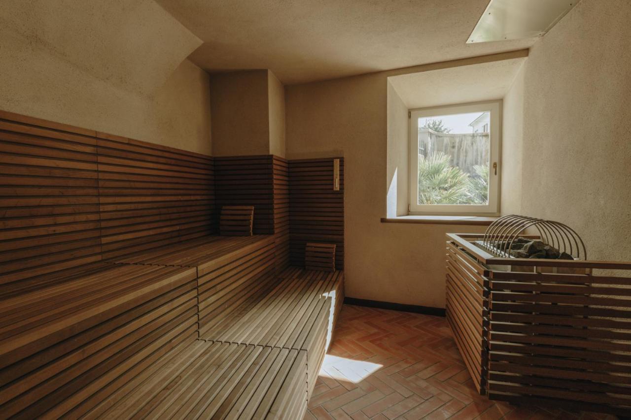 Parkhotel Mondschein, A Member Of Design Hotels بولزانو المظهر الخارجي الصورة