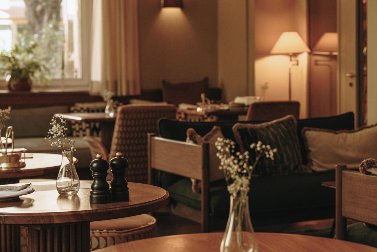 Parkhotel Mondschein, A Member Of Design Hotels بولزانو المظهر الخارجي الصورة