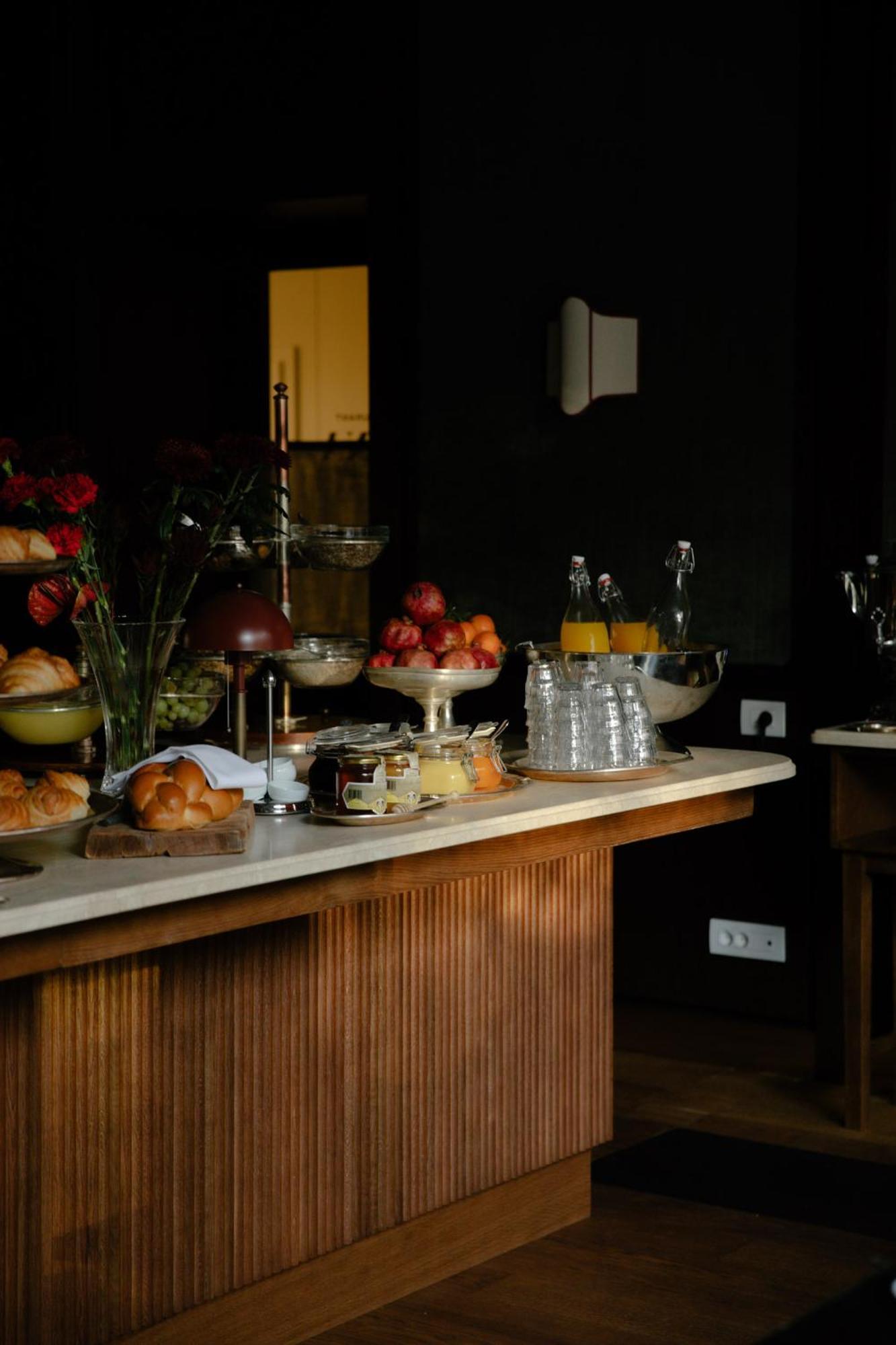 Parkhotel Mondschein, A Member Of Design Hotels بولزانو المظهر الخارجي الصورة